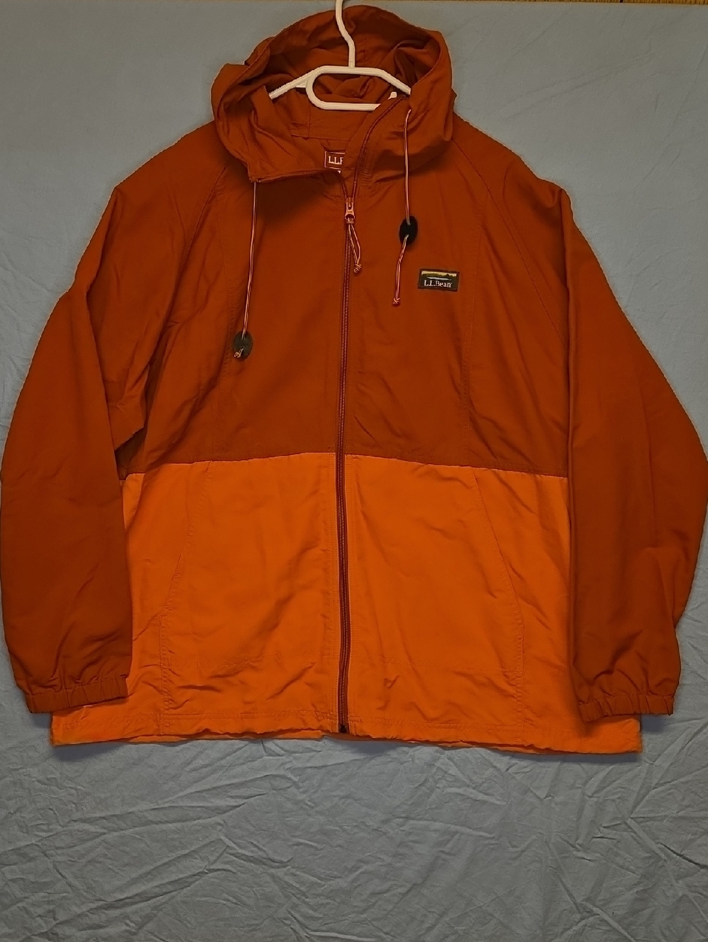 L.L. Bean Two-Tone Rust and Bright Pink Hooded Nylon Windbreaker Jacket